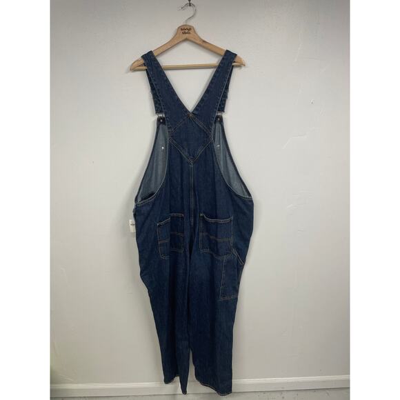 NWT Old Navy Women’s Plus Size 26 Denim Overalls Medium Wash Adjustable Straps - Picture 6 of 16